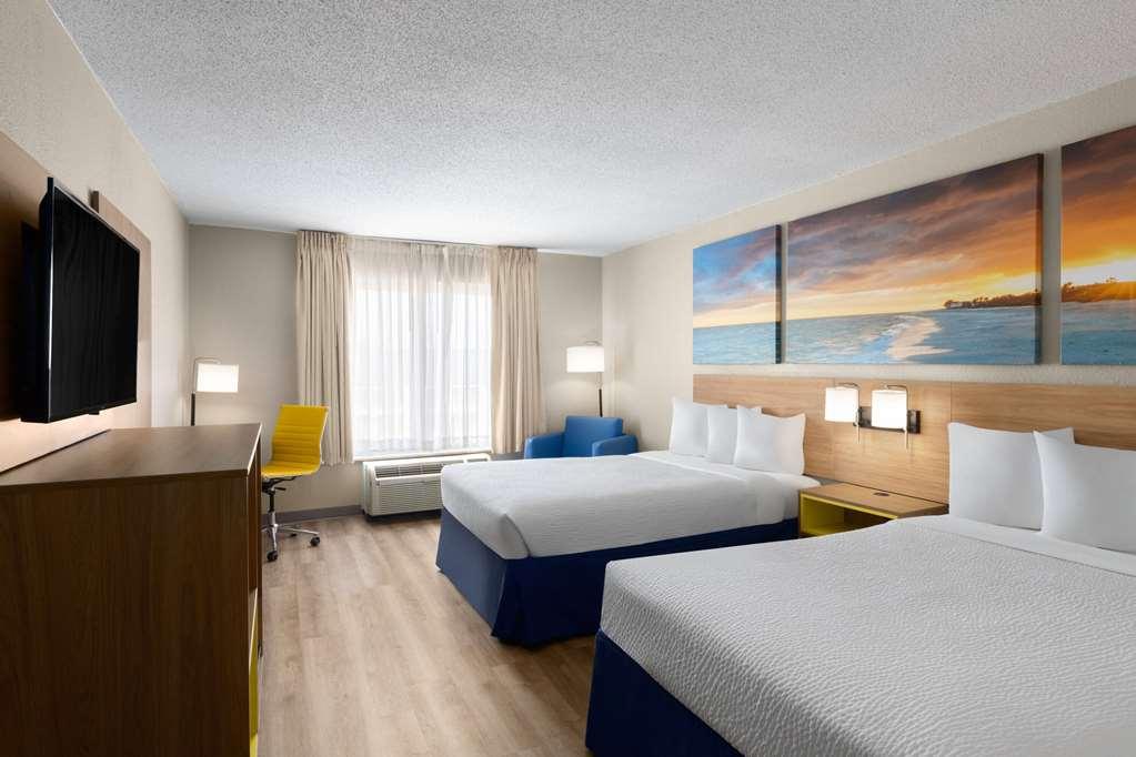 Days Inn By Wyndham Florence Near Civic Center Номер фото